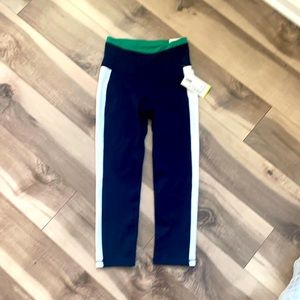 Old navy athletic leggings. Women’s xs.